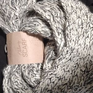 𝅺nwt Sonoma oblong scarf